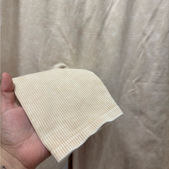 PINK Victoria's Secret SEAMLESS Classic Leggings Beach Washed color!. - Picture 6 of 9